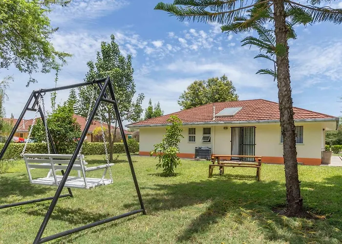 Villa Cozy And Warm 3-Bed Bungalow In Athi River à Nairobi Privée