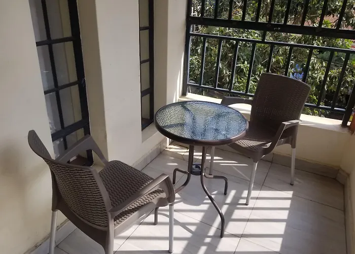 Mani'S Home Away From Home Nairobi